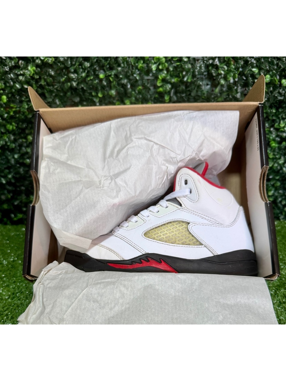 Air Jordan 5 Retro Fire Red Size 2Y OG Box